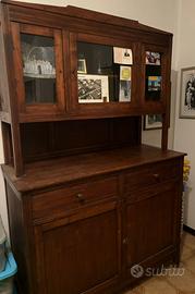 Credenza antica in legno