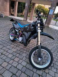 Husqvarna SM 125 2t  del 2005 