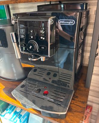 Macchina Caffè Automatica De'Longhi - Come Nuova
