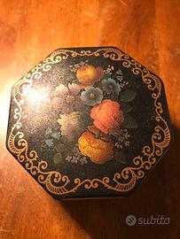 Scatola latta caramelle