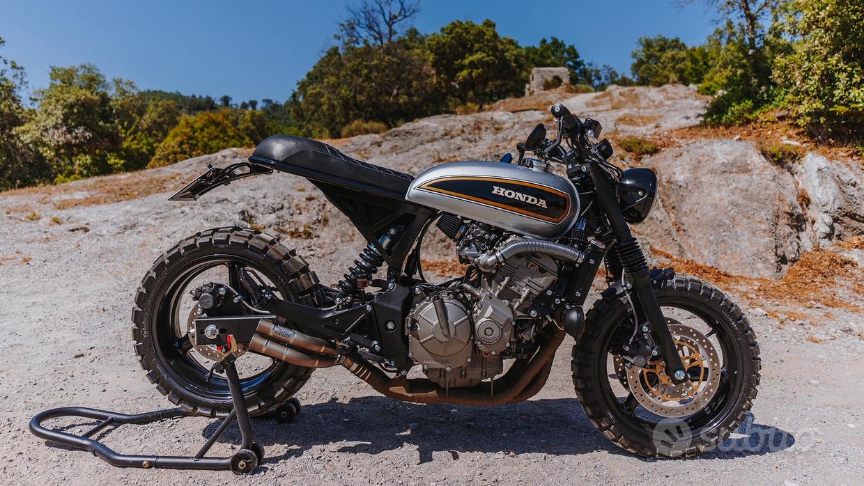 Serbatoio Cafe Race r VT3 Per Honda Hornet 900/ 600/ S Serbatoio