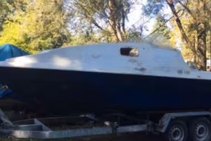 Entro fuori bordo cantieri nautici Solcio