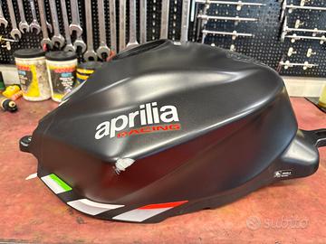 Serbatoio aprilia rs 660