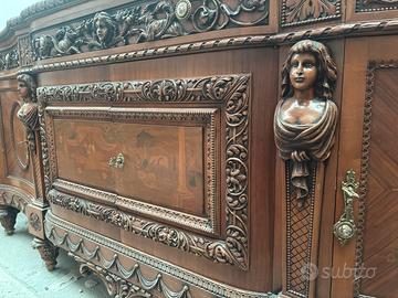 Tavolo più credenza