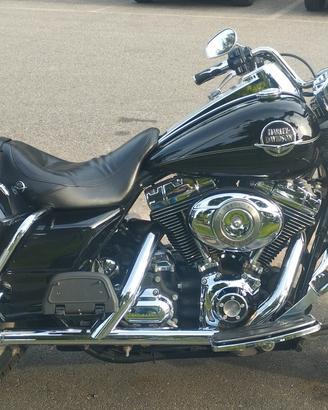 Harley davidson Road king 08