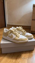 Nike dunk low team gold