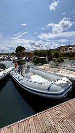 PRIVATO VENDE GOMMONE