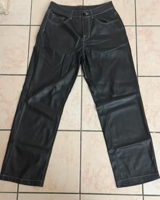 Pantalone nero in pelle
