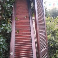 2  portelloni in legno per porta 