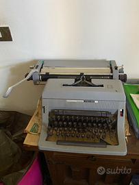 Macchina da scrivere