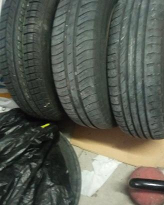 n.3 ruote quattro fori mis 165/65 r14