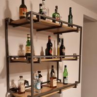 Porta bottiglie stile industriale