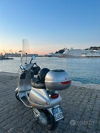 Vespa ET4 150 cc