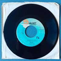 Disco 45 giri reggae Tiger - Sitting in Lala