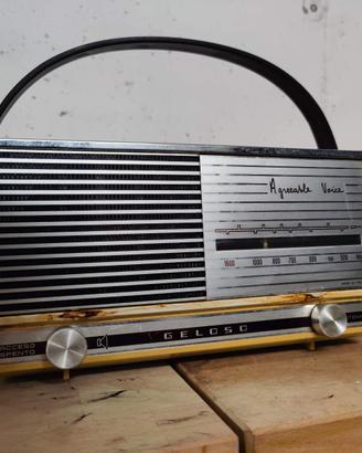 Radio vintage Geloso "Agreeable Voice" G16/6 1970
