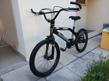 Bici bicicletta BMX
