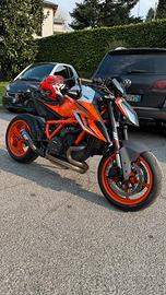 KTM 1290 Superduke R