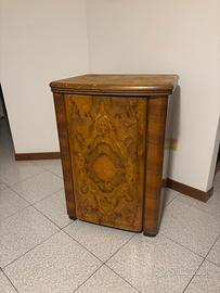 Macchina da cucire vintage
