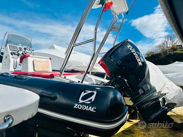 Gommone zodiac medline con e-tec 150