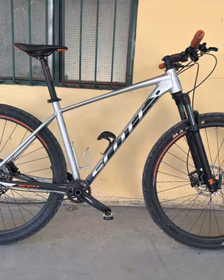 Scoot scale 965 taglia L