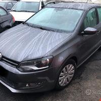 VOLKSWAGEN POLO 2013