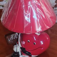 abat jour a forma di cuore