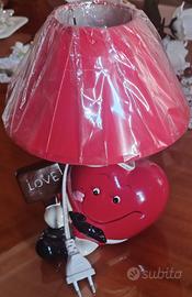 abat jour a forma di cuore