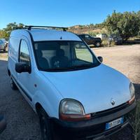 Disponibili ricambi Renault Kangoo .