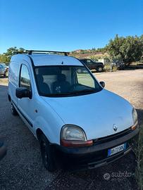Disponibili ricambi Renault Kangoo .