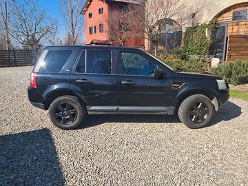 Land rover  freelander 2