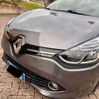 Renault Clio 1.5 dCi 75cv 2014 Distribuzione nuova