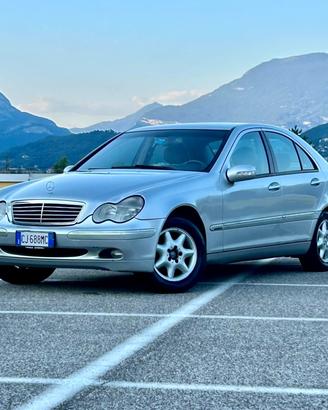 Mercedes-benz C 200 CDI Avantgarde