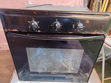 Forno ad incasso Ariston 