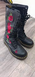 Dr. Martens 1914 Vonda Floral (14 occhielli)