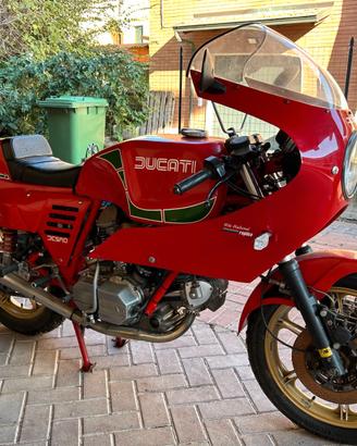 Ducati MHR 900