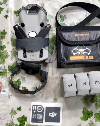 DJI Mini 4 Pro Fly More Combo + Extra(escluso RC2)