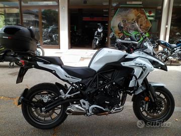 Benelli TRK 502 STRADA ABS