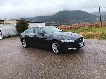 Jaguar XF 2000 cc 