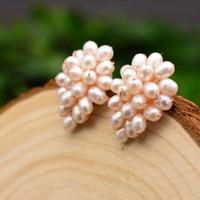 Orecchini a bottone con perle bianche naturali