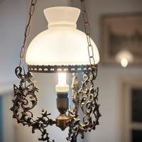 Lampadario vintage, rustico, lavorazione floreale