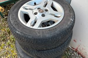 Cerchioni fiat con gomme 186/65 r14
