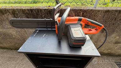 Sega elettrica Black+Decker 2200W - 45 cm