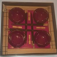 set per sushi in maiolica con bacchette 