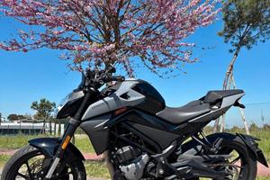 CF motos nk 300