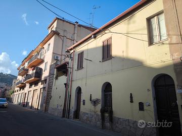 Appartamento ad Iglesias in piazza sella