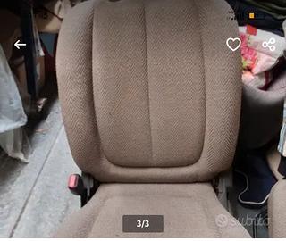 sedili anteriori Suzuki Jimny 3 porte. 