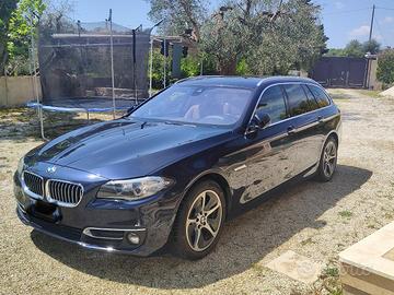 BMW  520d touring luxury xdrive