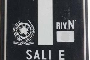 Attività / Licenza di 50 m² con 1 locale a Capanno