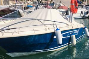 Open con fuoribordo 100 cv