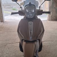 Piaggio Beverly 300 ie 